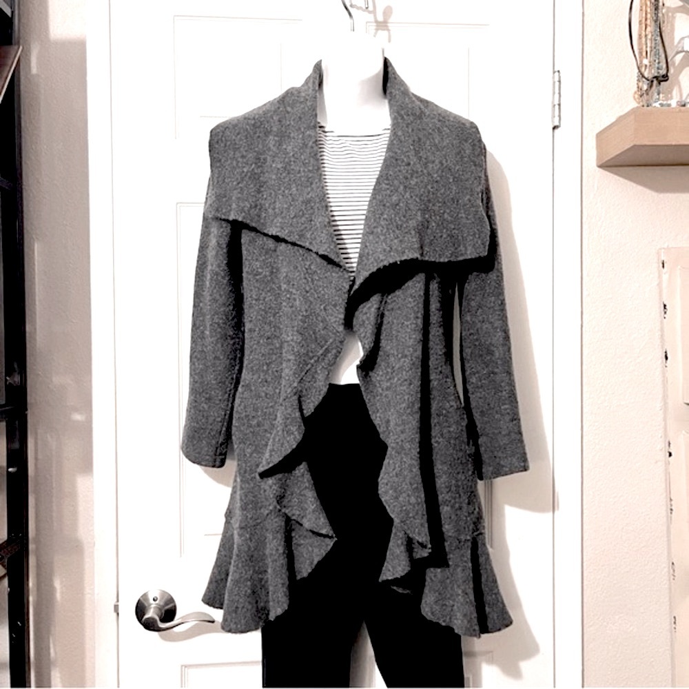 White House Black Market Lightweight Gray Wool Ruffle Cardigan  17” Pit to Pit